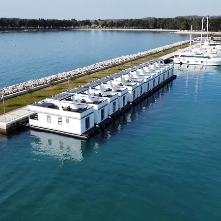 The Sea Lodges Novigrad - Bootshaus Floating Sea House Exterior photo